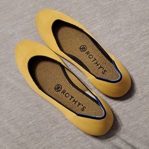 Rothy's Size 8 Chai Squares